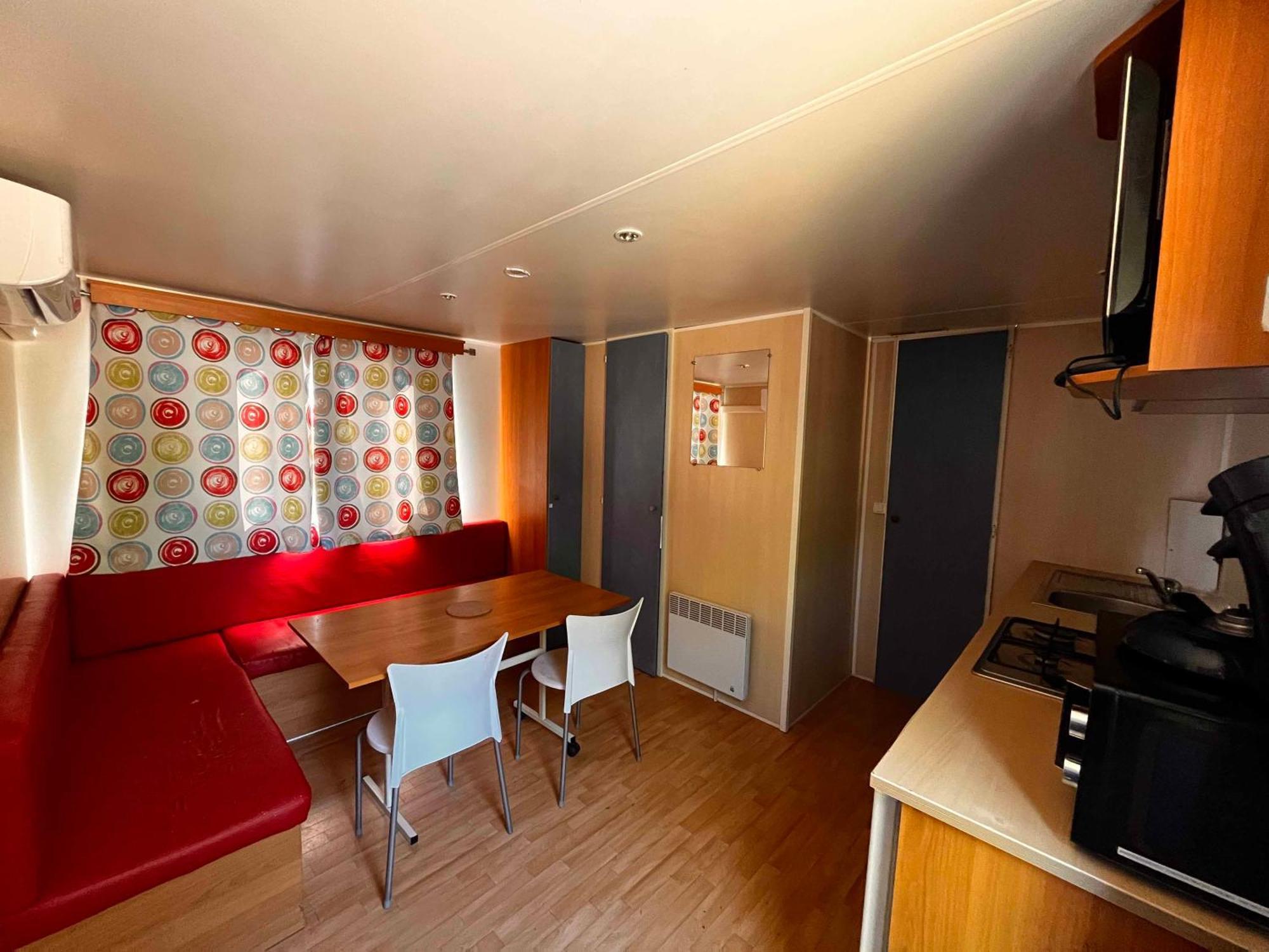 Camping Paradis Family Les Rives De L'Herault Gignac  Room photo